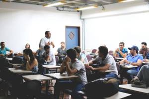 Palestras sobre Marketing, Comunicao e Vendas aos acadmicos da PUC Toledo